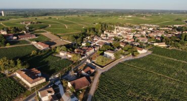 Village vu du ciel Saint-Seurin-de-Cadourne